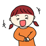 大笑いする女の子